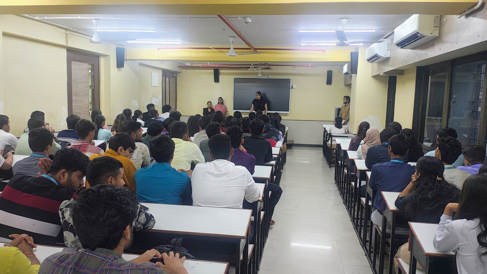 Career Counseling Session: Guiding Students Towards Future Opportunities