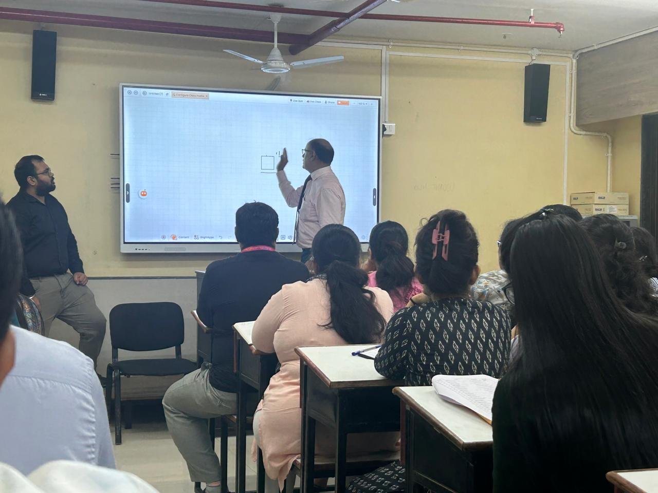 IQAC-WORKSHOP ON SMART-BOARD TRAINING FOR FACULTY MEMBERS
