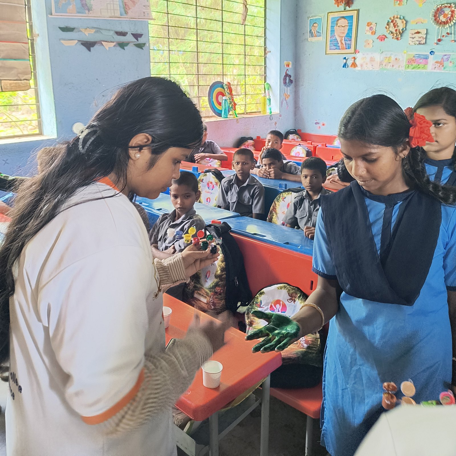 Aashayein Kit Distribution Drive – Empowering Young Learners