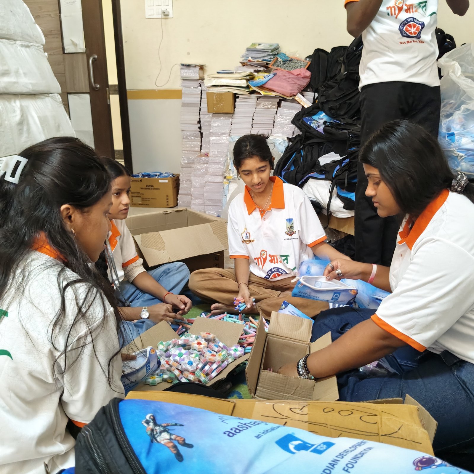 Aashayein Kit Packing: Bags of Hope, Smiles of Tomorrow