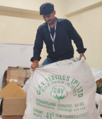 Aashayein – Packing Dreams, Empowering Education