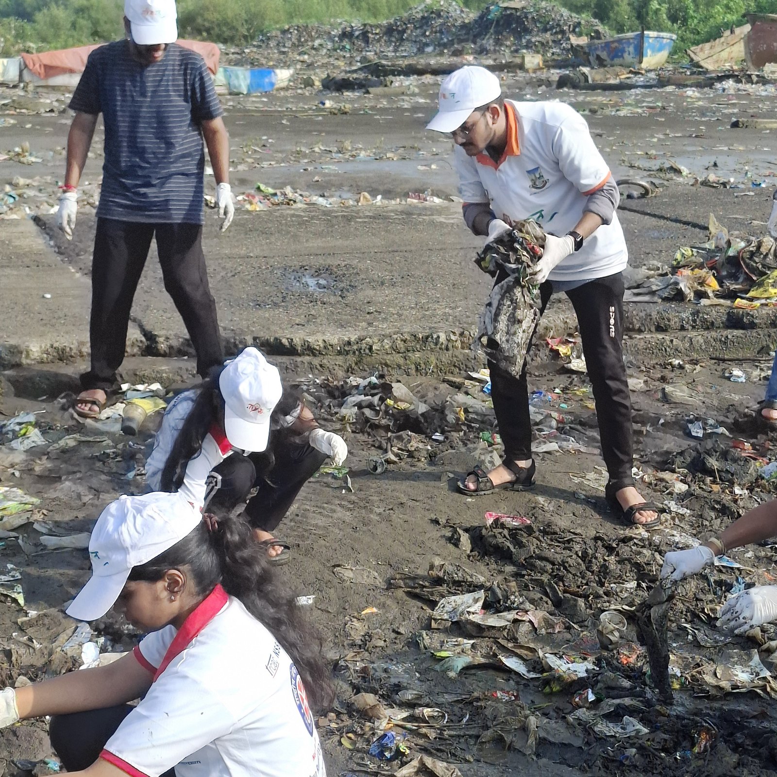 Towards a Cleaner Coastline: NSS Organizes Beach Cleanup