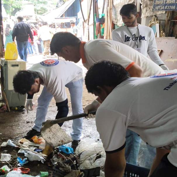 Swachhata Hi Seva:NSS Volunteers Take Action for a Cleaner, Greener Dahisar
