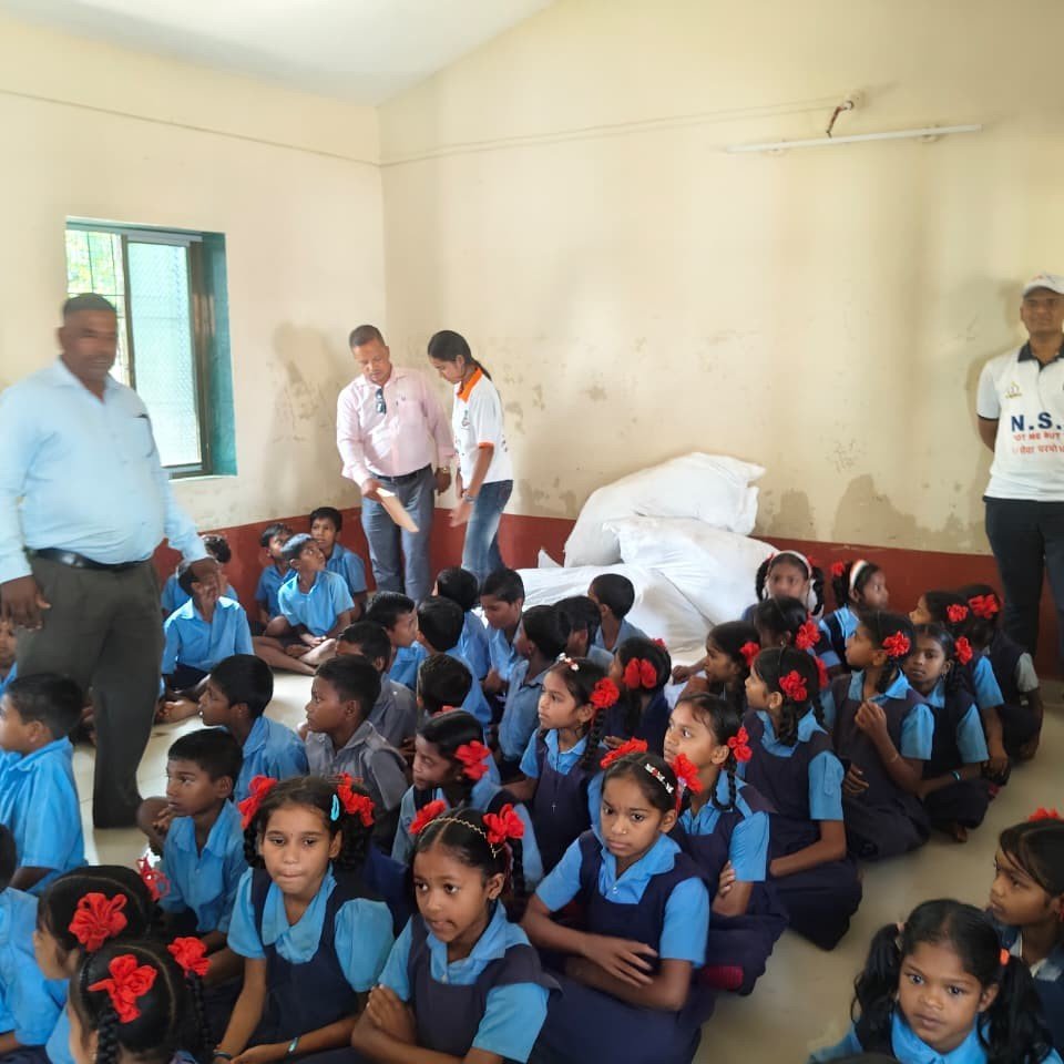 Education for All – Aashayein Kit Drive