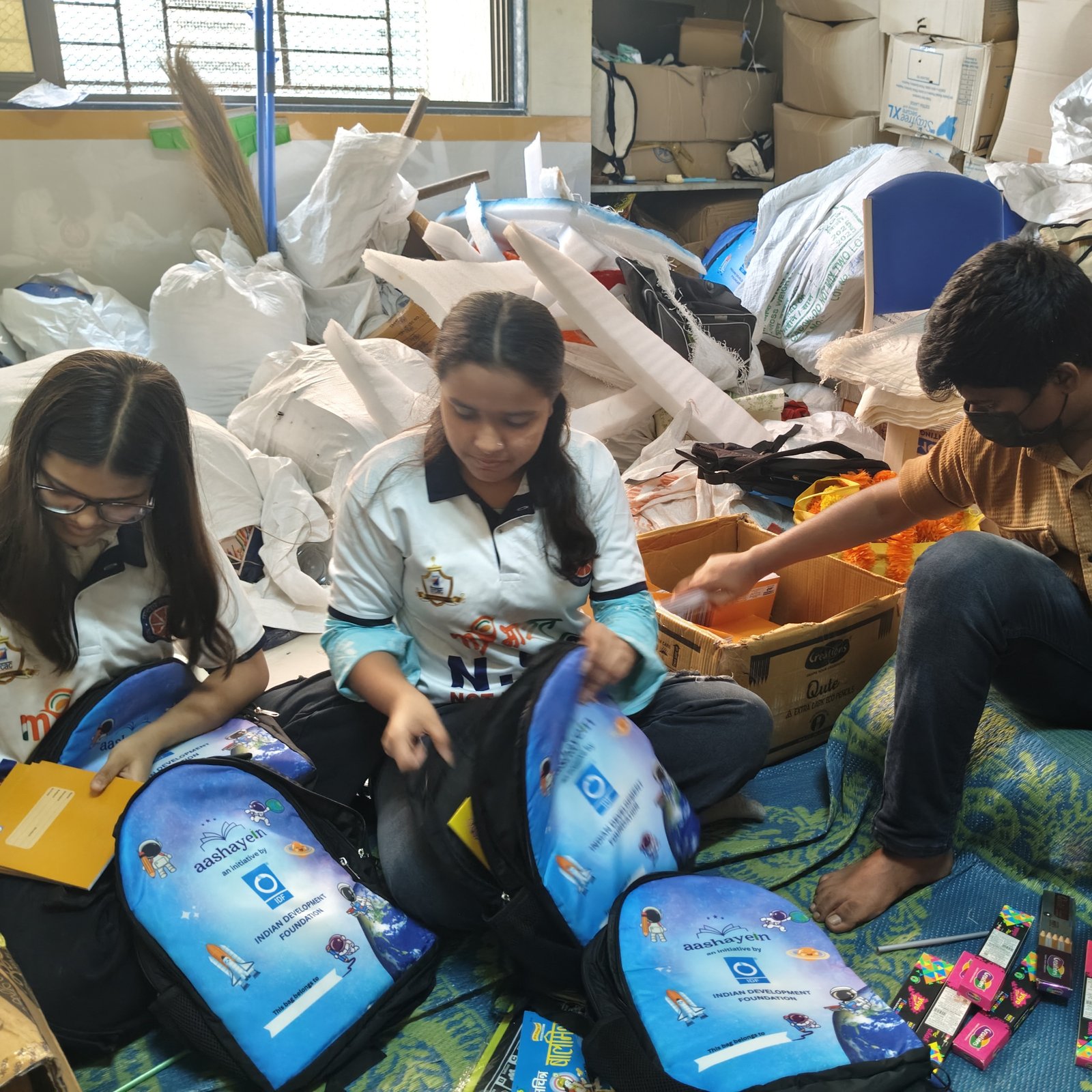 Packing Hope – Aashayein Kit Initiative